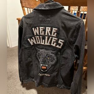 Zanerobe men’s black Jean jacket with custom back patchet size medium